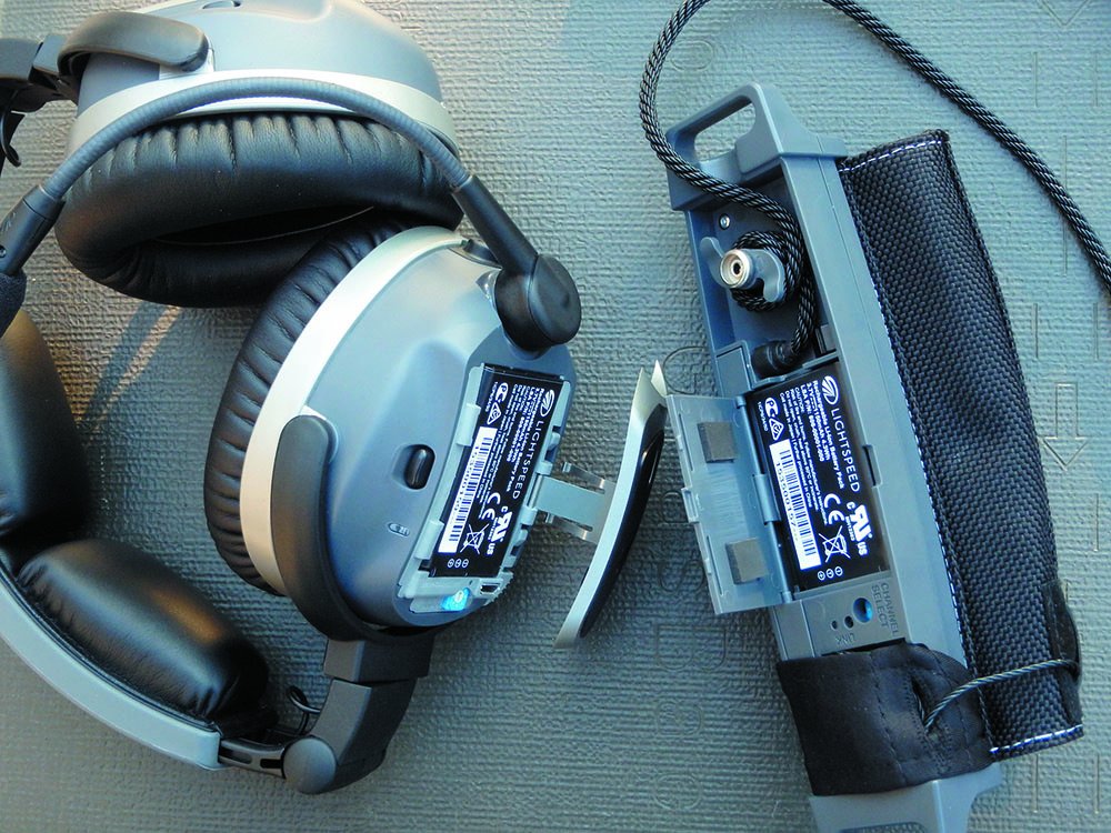 Lightspeed Tango wireless pilot headset