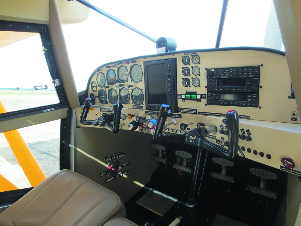 Maule M-7-235C panel