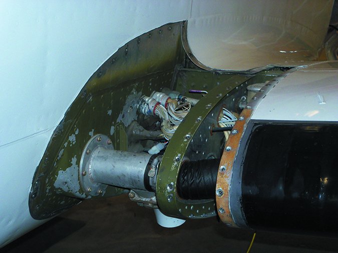 aircraft pressurization leaks