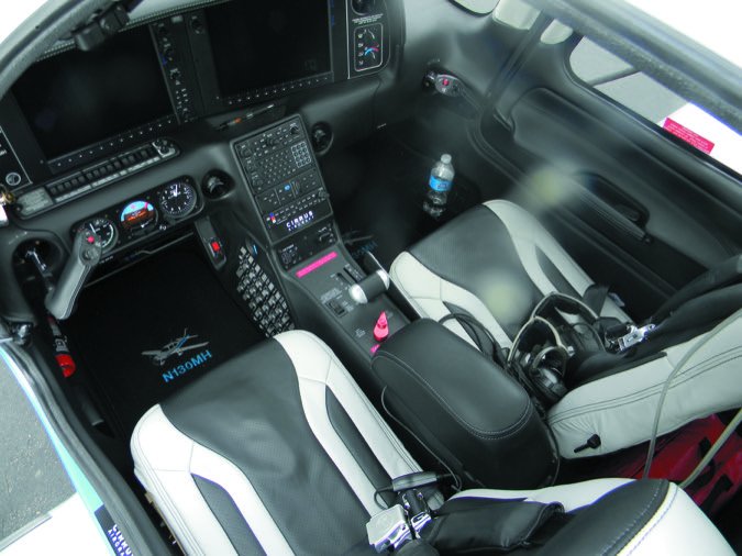 SR22T G5 interior