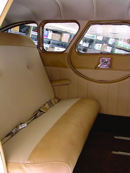 5 Cessna195BenchSeat